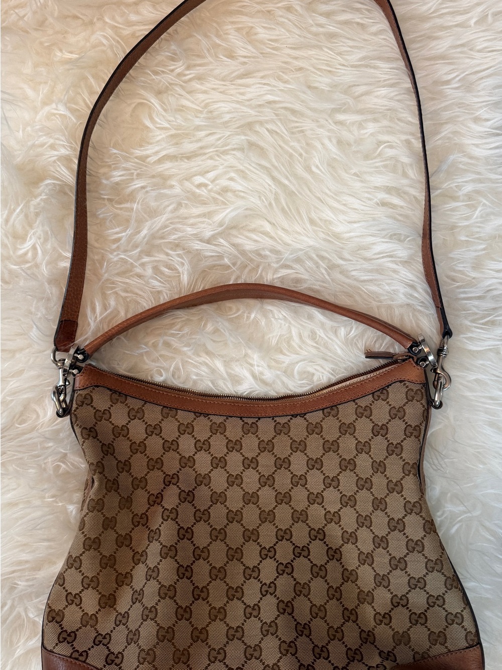 Gucci Tan/Brown GG Canvas Hobo Bag - Picture 2 of 14